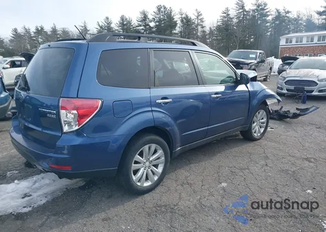 2011 Subaru Forester 2.5X Premium z USA, uszkodzony, nr VIN JF2SHADC9BH764267